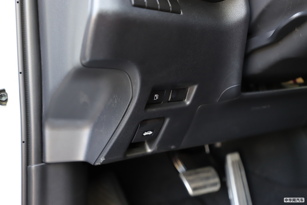 雷克萨斯UX 2019款 260h F SPORT全驱版 国VI 内饰