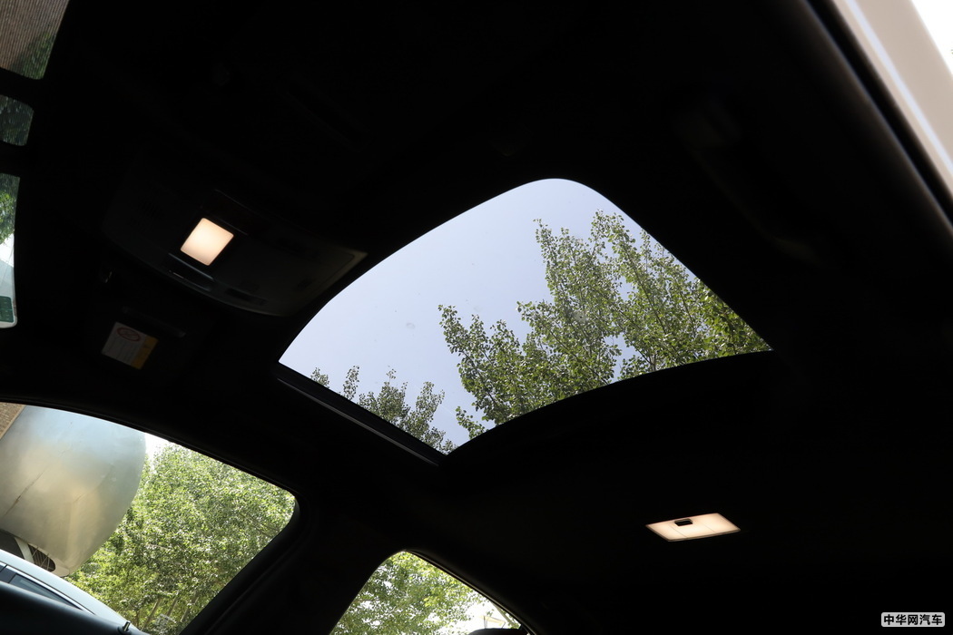 雷克萨斯UX 2019款 260h F SPORT全驱版 国VI 内饰