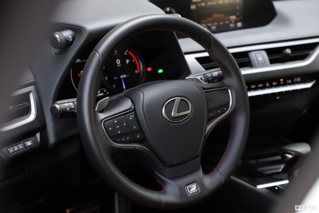 雷克萨斯UX 2019款 260h F SPORT全驱版 国VI 内饰