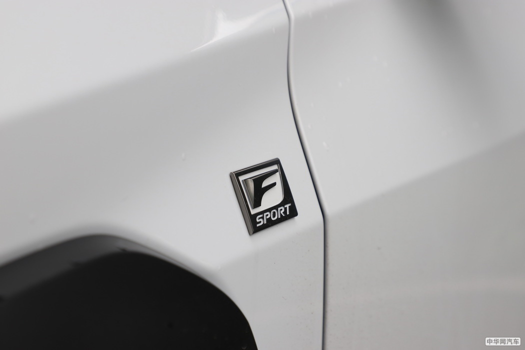 雷克萨斯UX 2019款 260h F SPORT全驱版 国VI 其他