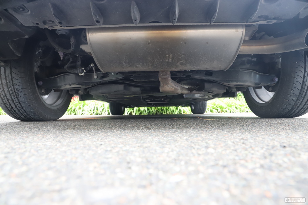 雷克萨斯UX 2019款 260h F SPORT全驱版 国VI 外观