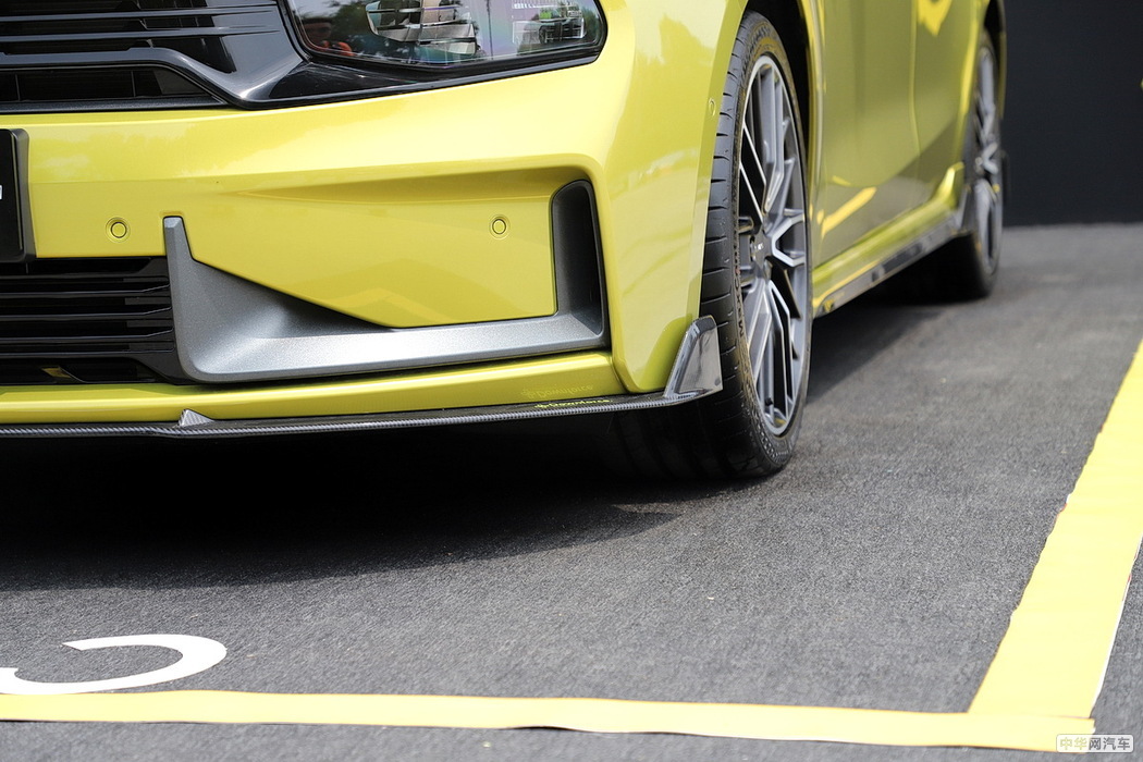 领克03 2019款 03+ 2.0TD 自动性能套装版 组图