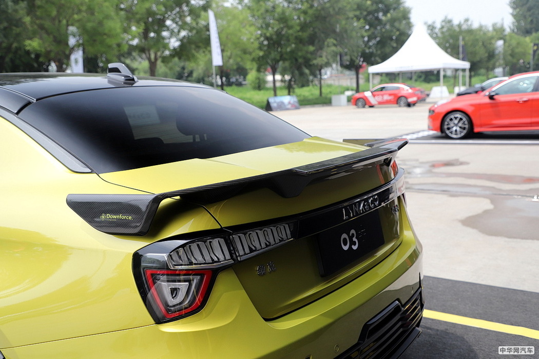 领克03 2019款 03+ 2.0TD 自动性能套装版 组图