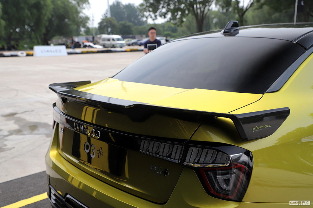 领克03 2019款 03+ 2.0TD 自动性能套装版 组图