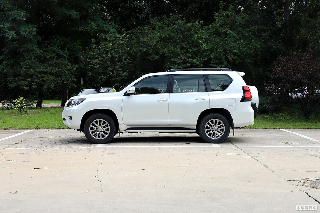 普拉多  2018款 3.5L 自动VX NAVI后挂 外观