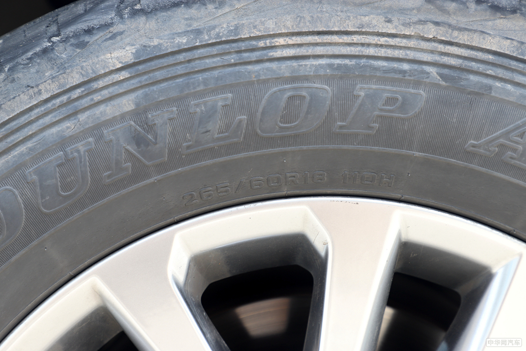 普拉多  2018款 3.5L 自动VX NAVI后挂 外观