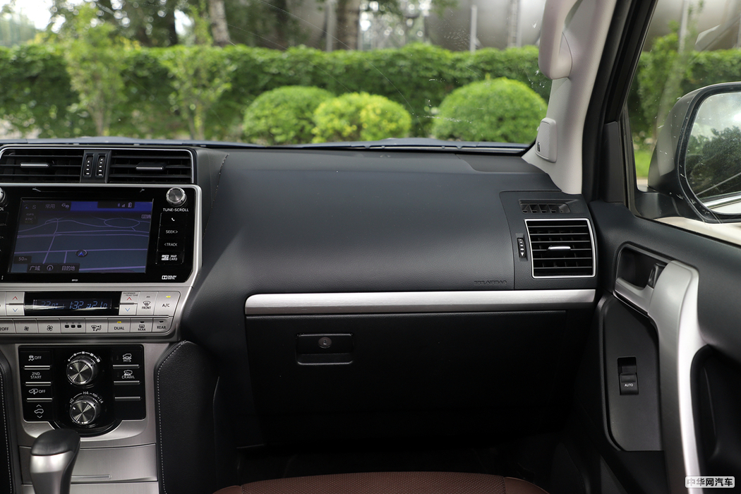 普拉多  2018款 3.5L 自动VX NAVI后挂 其他