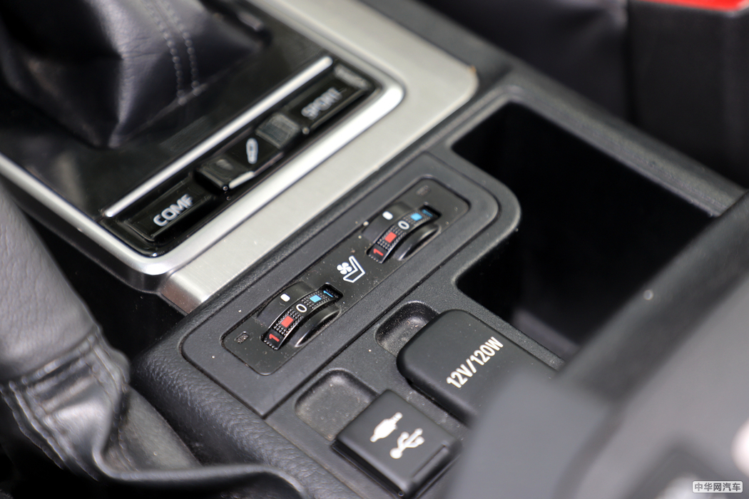 普拉多  2018款 3.5L 自动VX NAVI后挂 其他