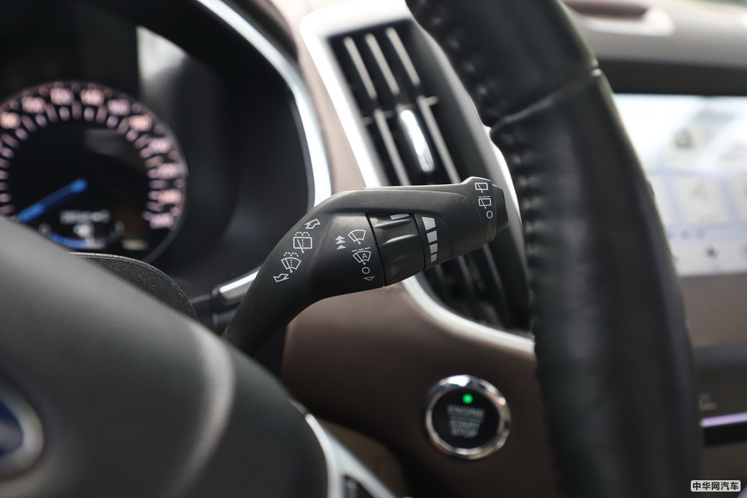 锐界 2019款 EcoBoost 245 四驱ST-Line 7座 内饰