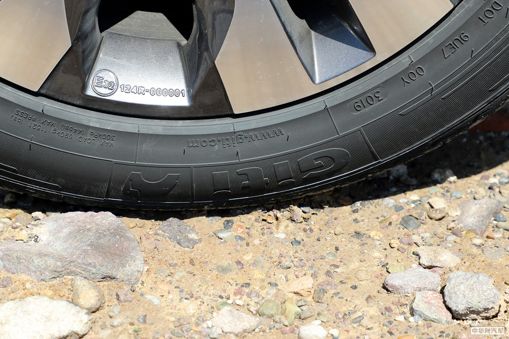 瑞虎e 2019款 尊享版 外观