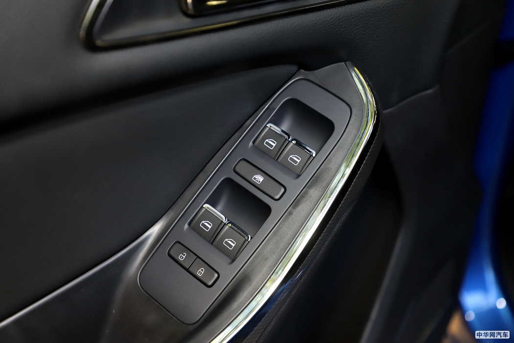 瑞虎e 2019款 尊享版 内饰