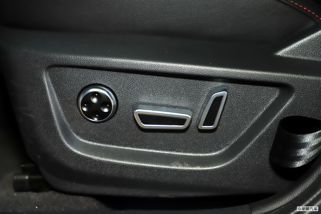 瑞虎e 2019款 尊享版 空间