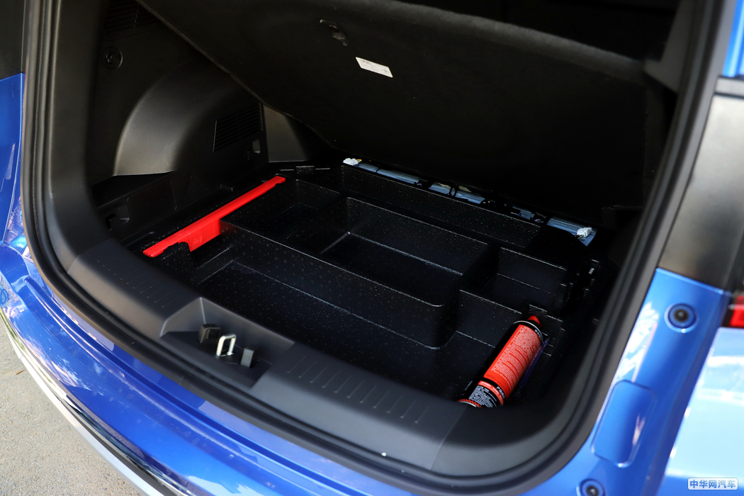 瑞虎e 2019款 尊享版 空间