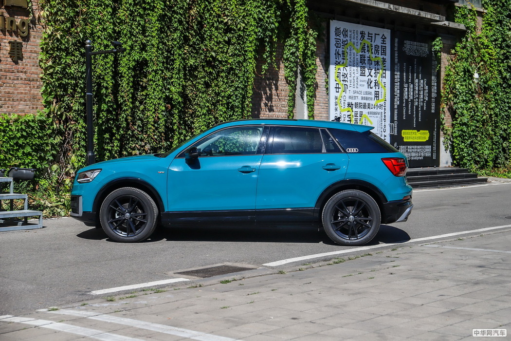 奥迪Q2L 2018款 35TFSI 时动感型 外观