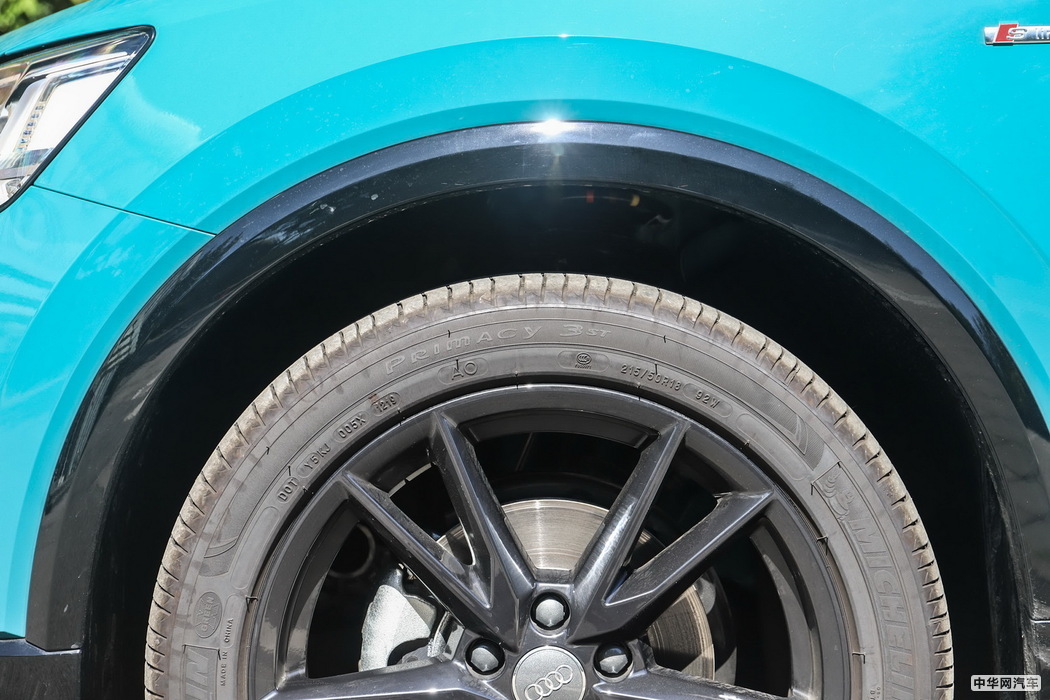 奥迪Q2L 2018款 35TFSI 时动感型 外观