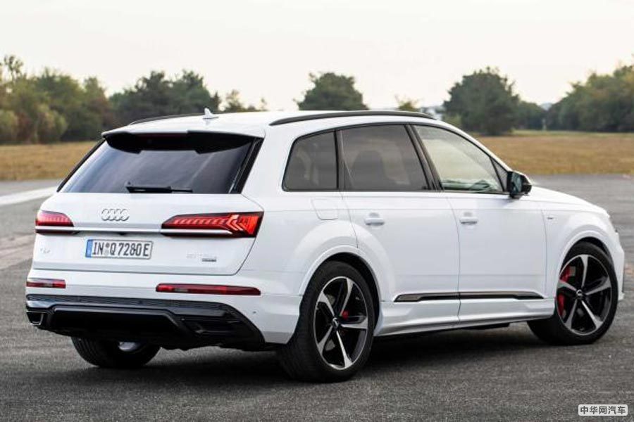 延续燃油版设计风格 新款奥迪Q7 PHEV官图发布