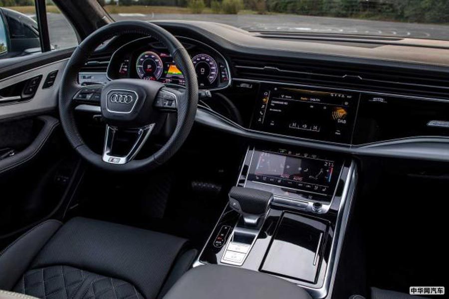 延续燃油版设计风格 新款奥迪Q7 PHEV官图发布