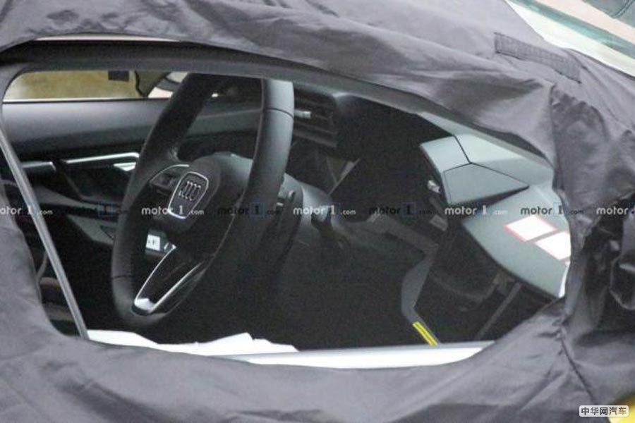 增加宽体套件 全新奥迪RS 3路试碟照曝光 增加宽体套件 全新奥迪RS 3路试碟照曝光