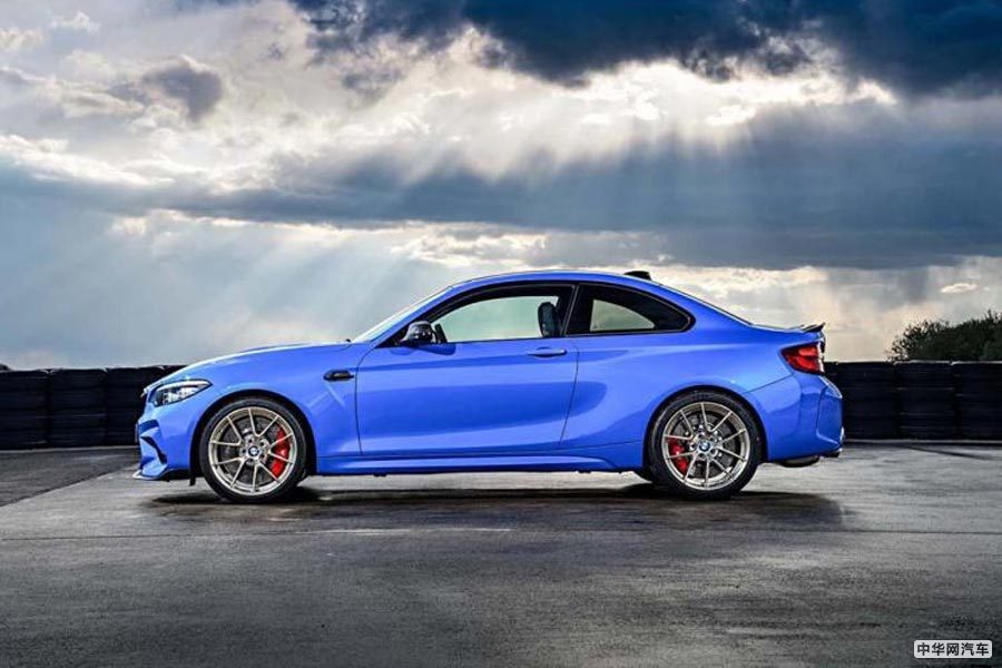全球限量生产2200辆 宝马M2 CS官图泄露 全球限量生产2200辆 宝马M2 CS官图泄露