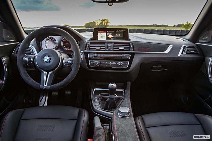 全球限量生产2200辆 宝马M2 CS官图泄露 全球限量生产2200辆 宝马M2 CS官图泄露