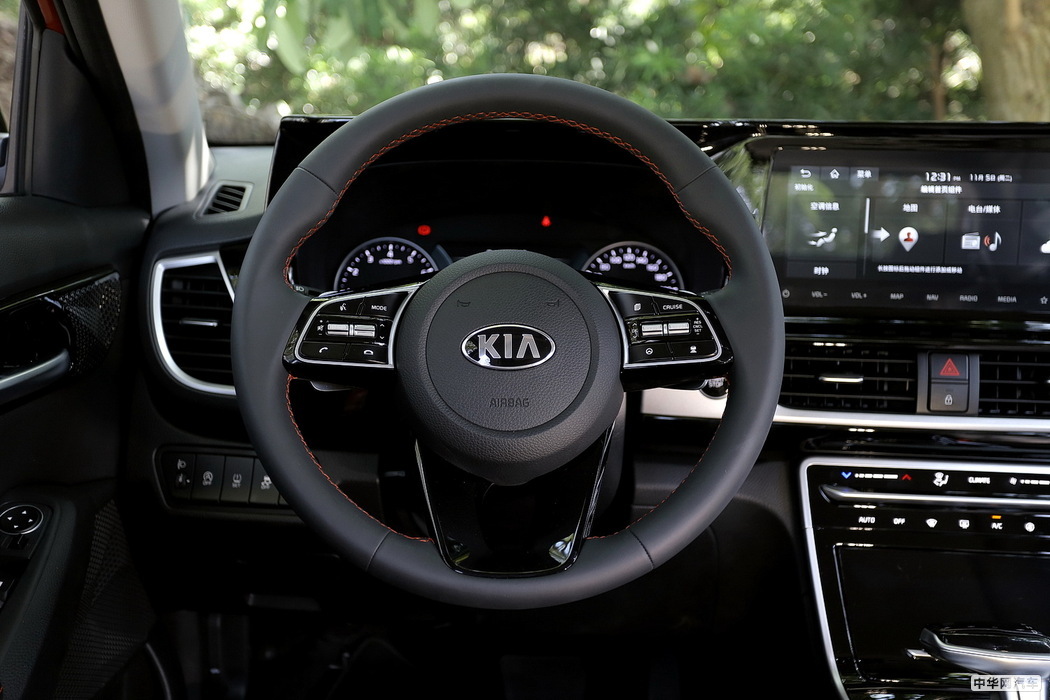 起亚KX3 2019款 1.6L 自动时 组图