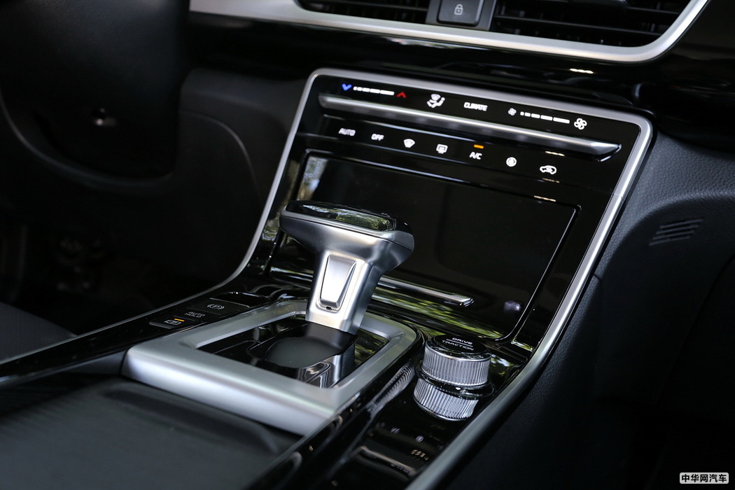 起亚KX3 2019款 1.6L 自动时 组图