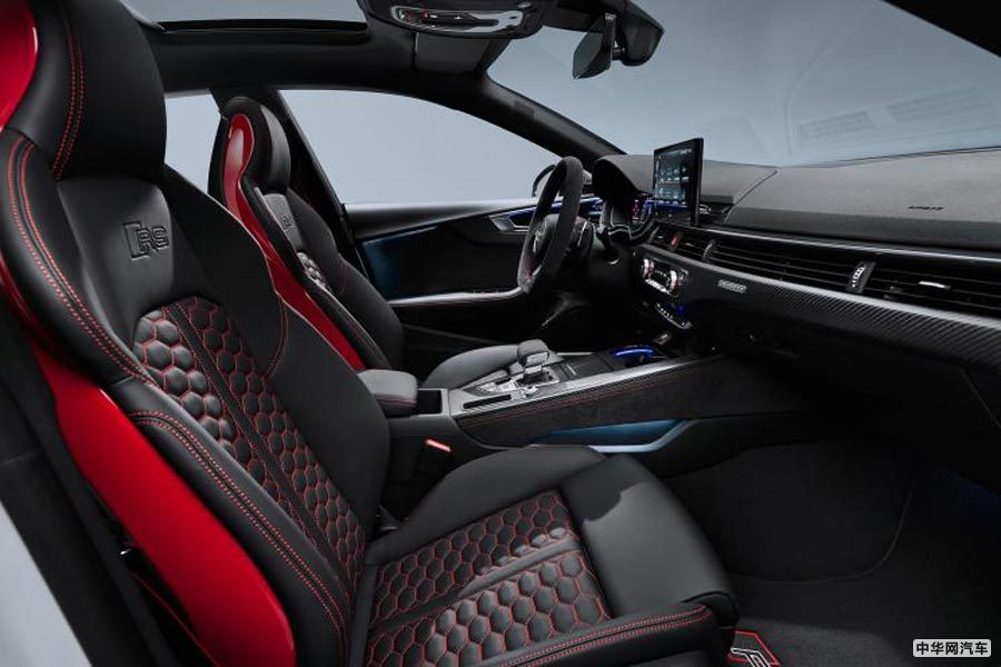 采用家族最新设计语言 新款奥迪RS 5官图发布 采用家族最新设计语言 新款奥迪RS 5官图发布