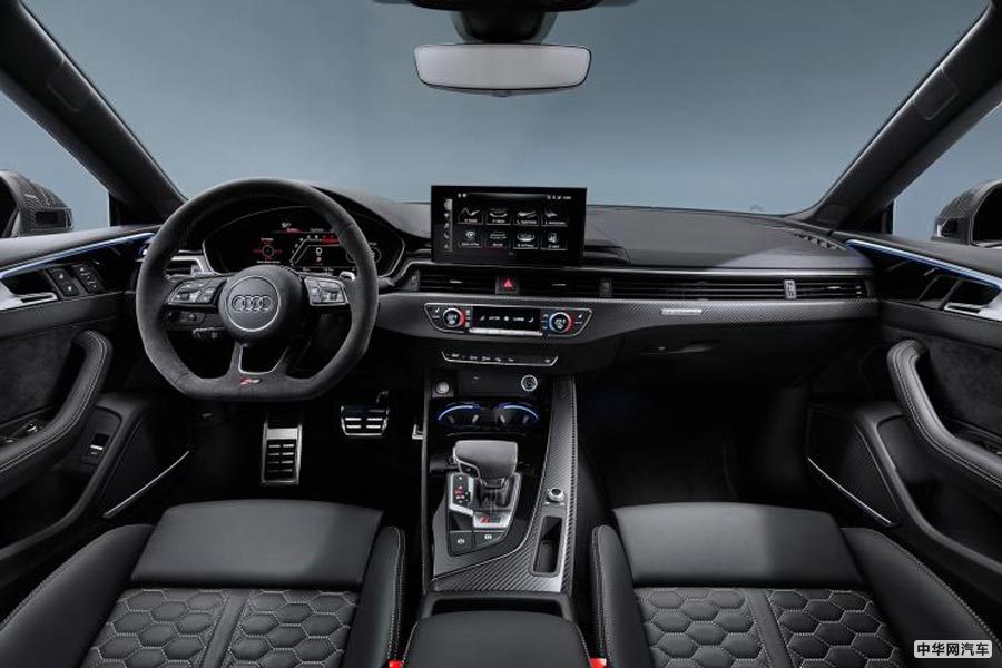 采用家族最新设计语言 新款奥迪RS 5官图发布 采用家族最新设计语言 新款奥迪RS 5官图发布