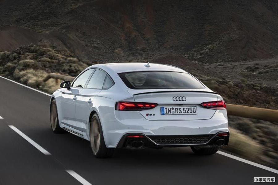 采用家族最新设计语言 新款奥迪RS 5官图发布 采用家族最新设计语言 新款奥迪RS 5官图发布
