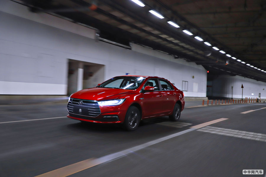 秦 2019款 1.5L 自动尊贵型 其他