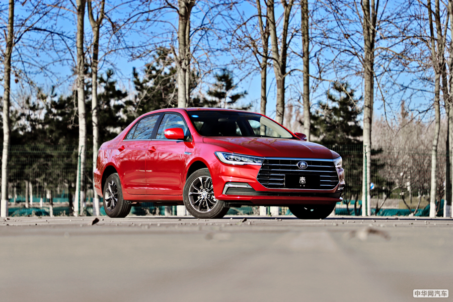 秦 2019款 1.5L 自动尊贵型 其他