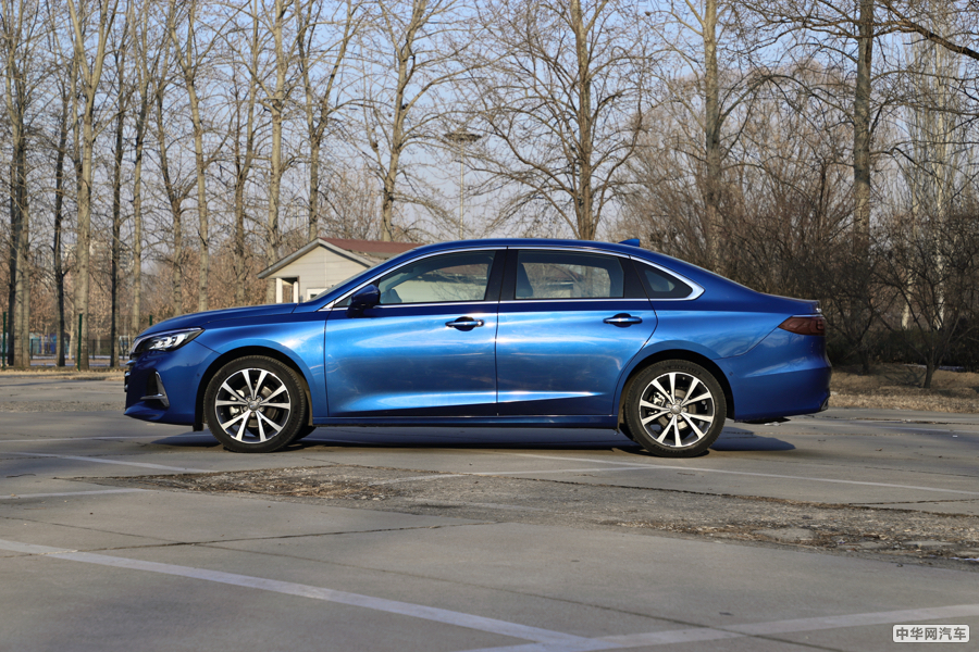 传祺GA6 2019款 270T 自动至尊版 外观