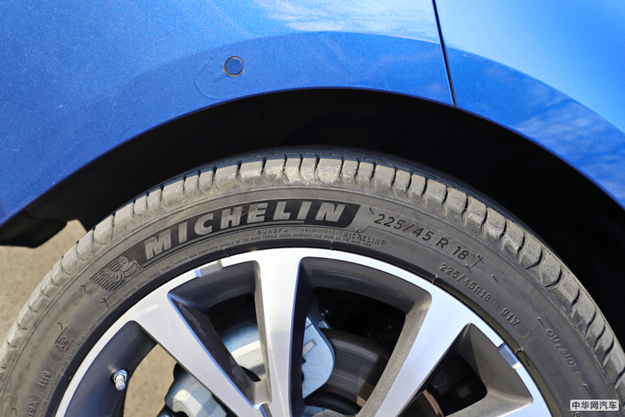 传祺GA6 2019款 270T 自动至尊版 外观