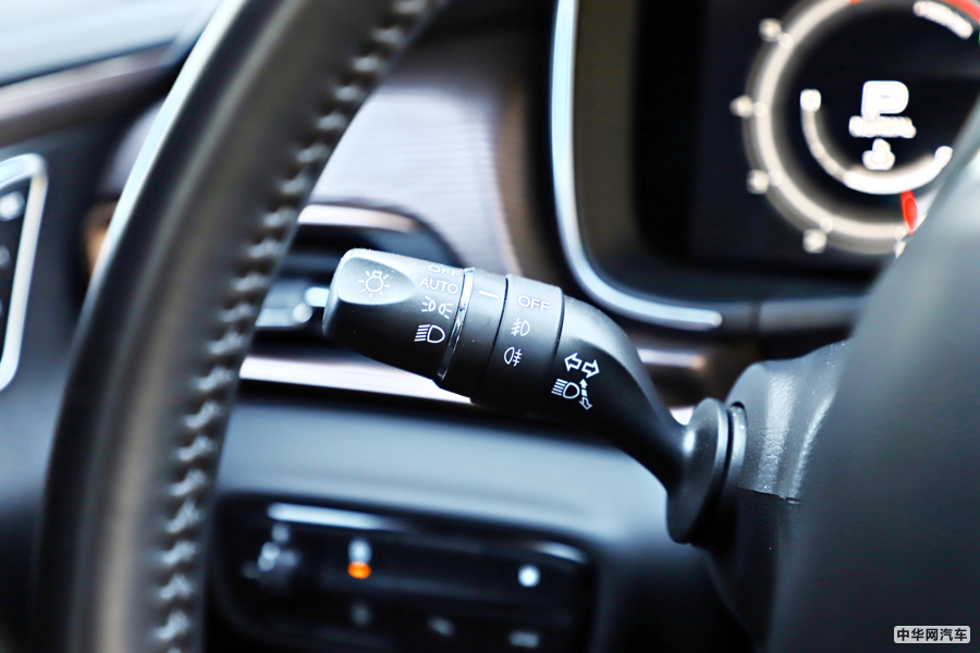 传祺GA6 2019款 270T 自动至尊版 内饰