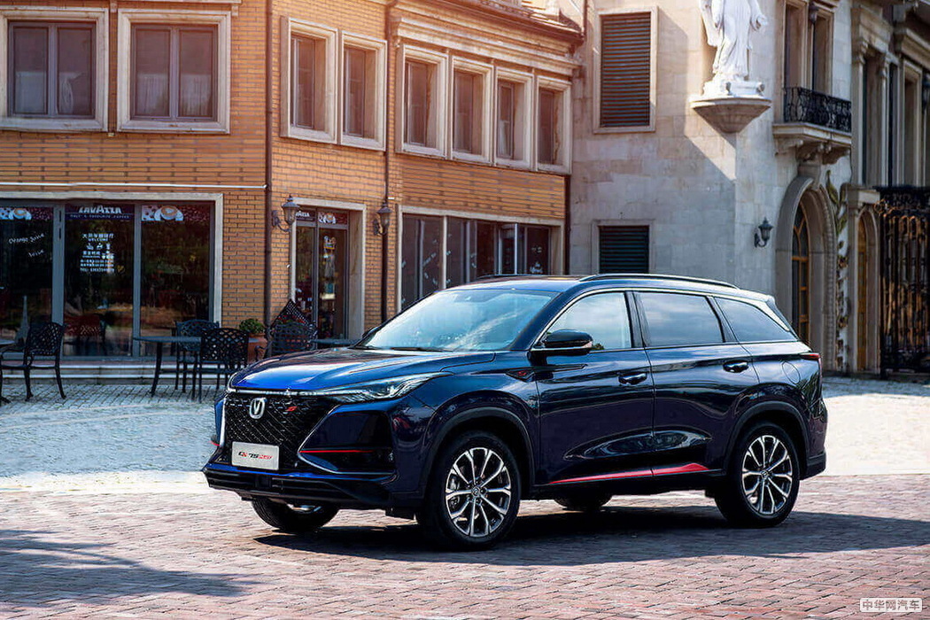 长安CS75 PLUS 2019款 1.5T 自动豪华型 组图