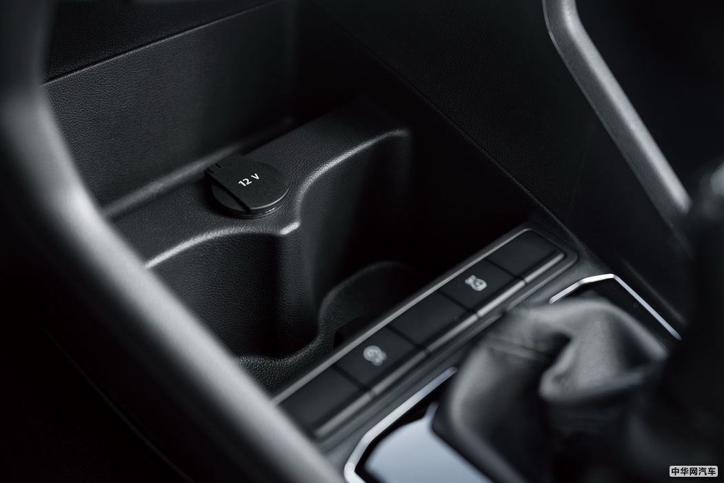 昕动 2020款 1.5L 自动运动版 组图