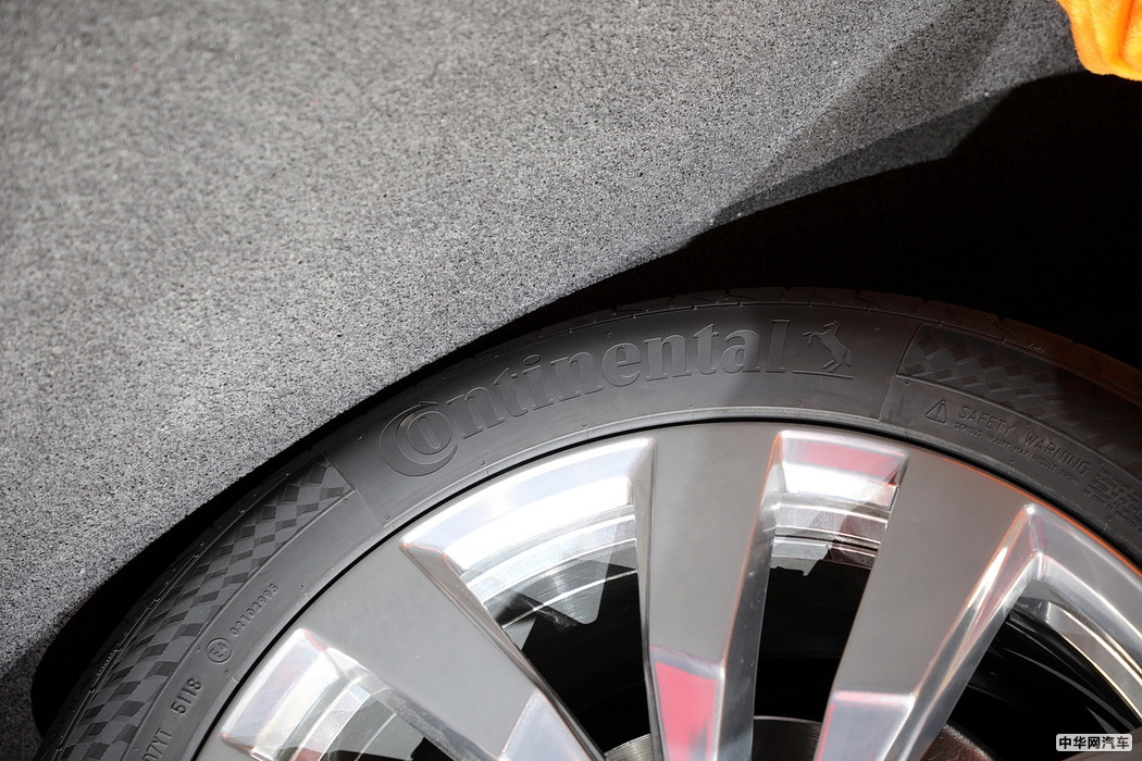 途昂X 2019款 530 V6 四驱尊崇旗舰版 组图