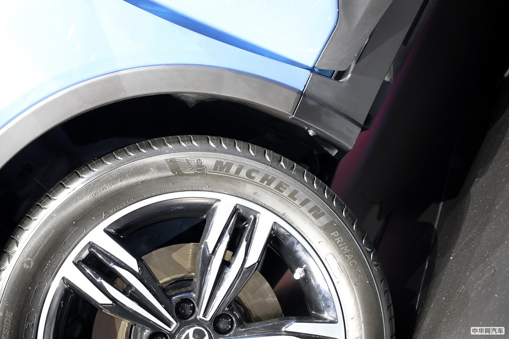 北汽新能源EX3 2019款 R600 劲悦版 组图