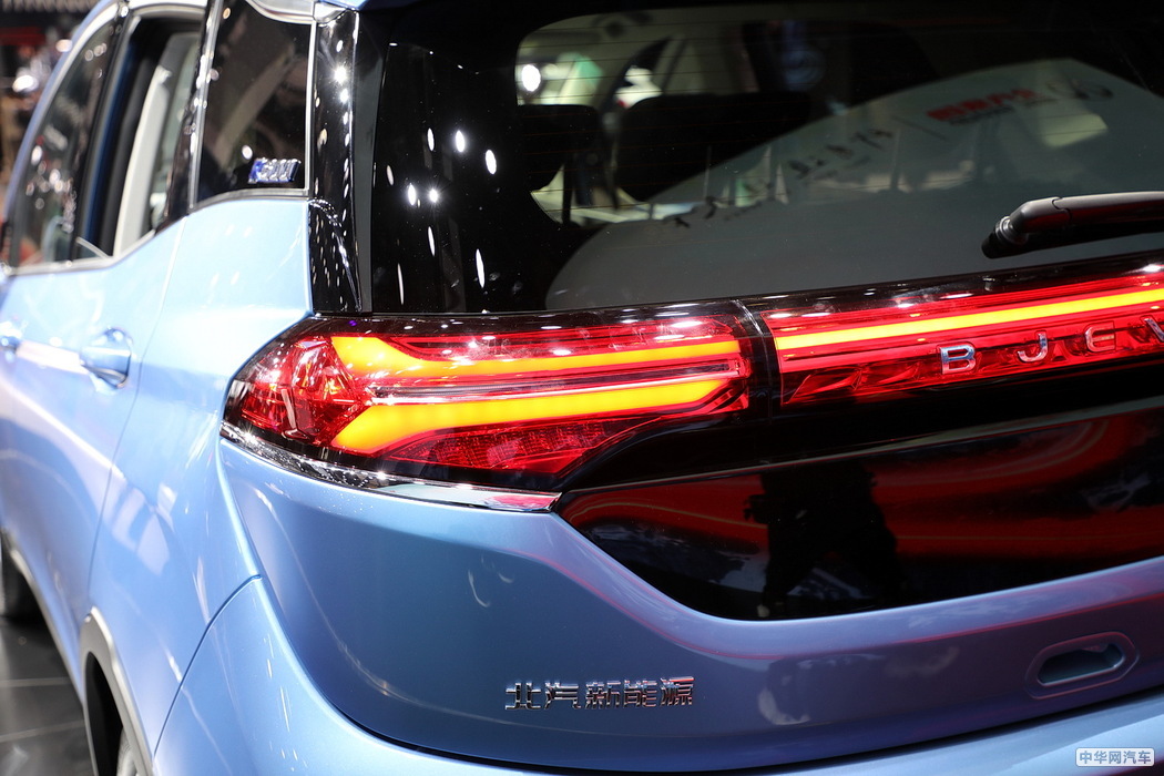 北汽新能源EX3 2019款 R600 劲悦版 组图