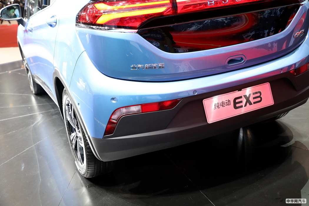 北汽新能源EX3 2019款 R600 劲悦版 组图