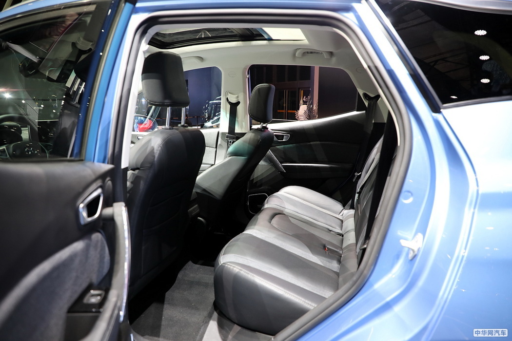 北汽新能源EX3 2019款 R600 劲悦版 组图