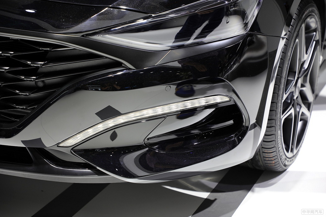 菲斯塔 2019款 280TGDi 智尊版 国VI 组图