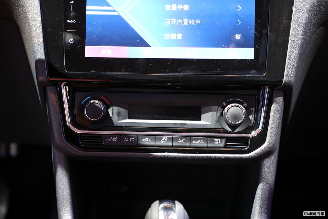 捷达VA3 2019款 1.5L 自动荣耀版 组图