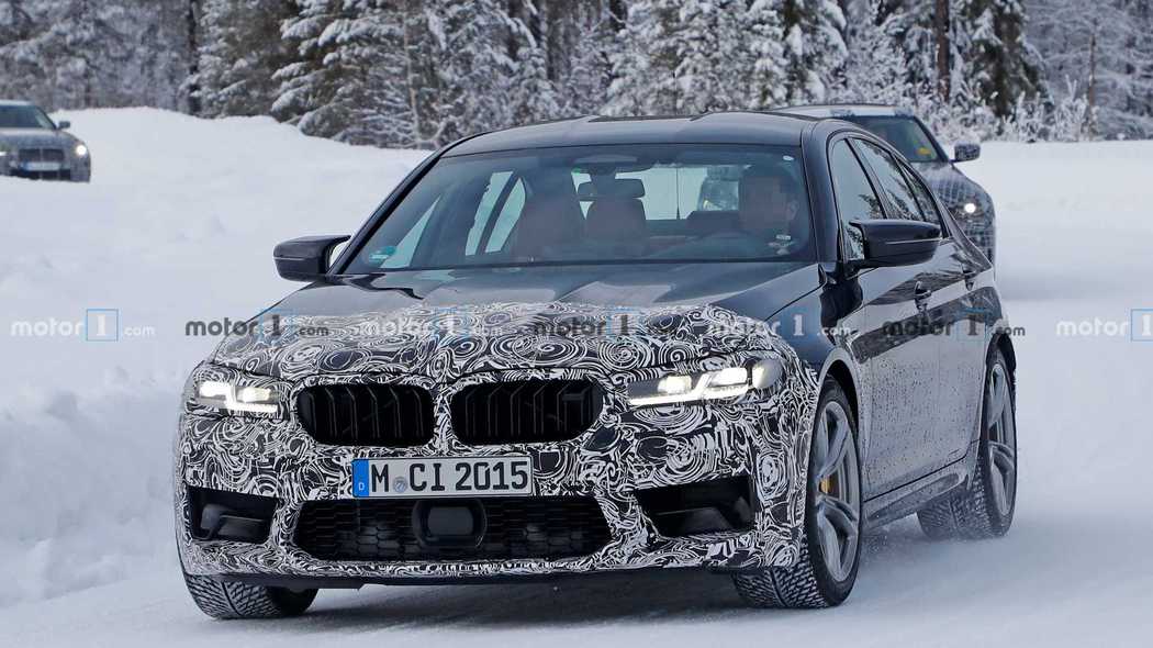 将于今年底前亮相 宝马改款M5路试谍照曝光