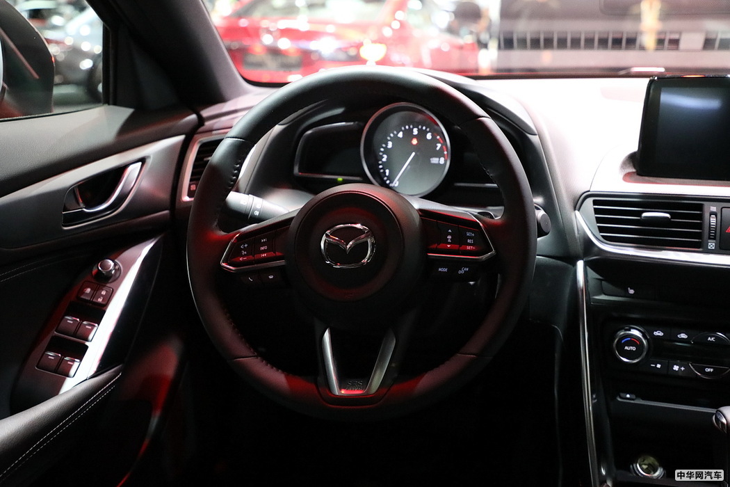 马自达CX-4 2020款  2.5L 自动四驱蓝天无畏版 组图