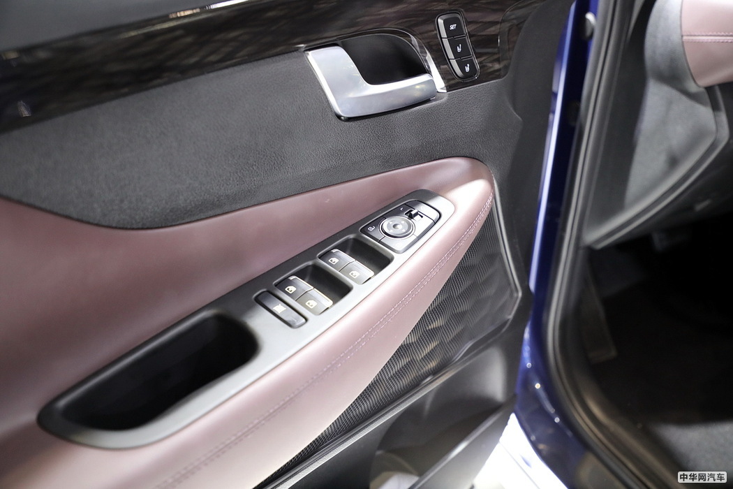 胜达 2019款 380 TGDi TOP 自动四驱旗舰（HTRAC） 国V 组图