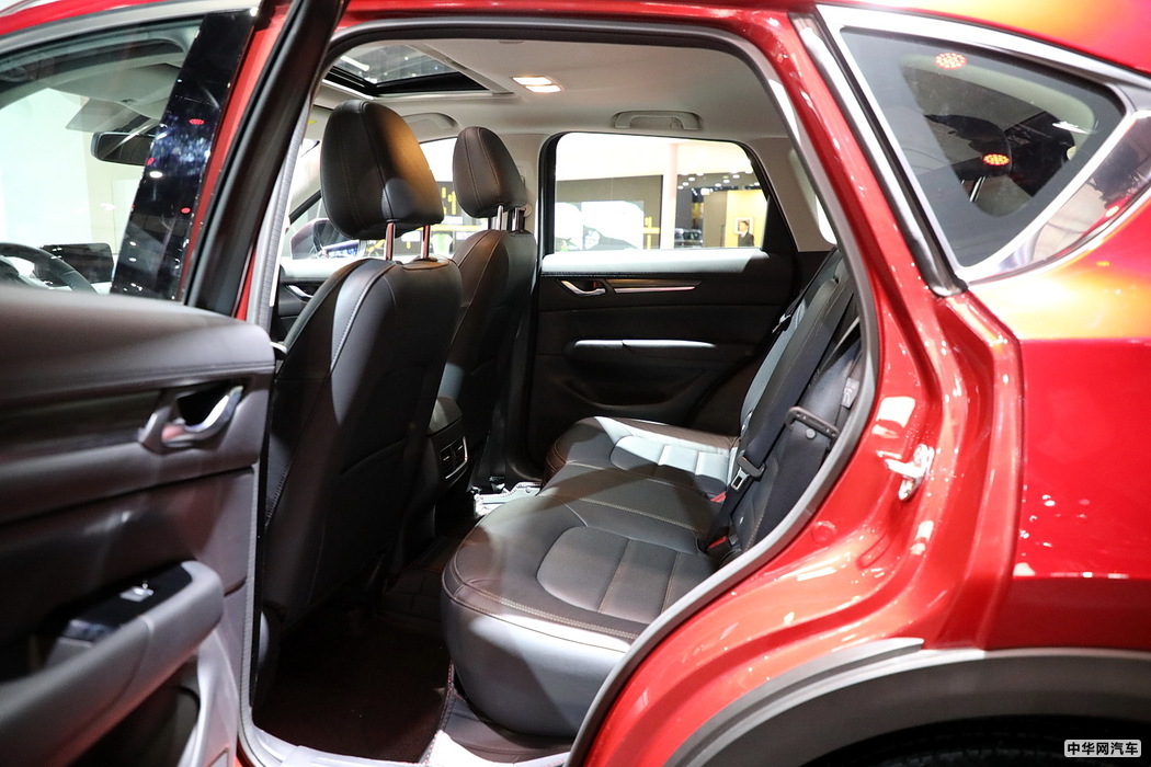马自达CX-5 2019款 云控版 2.5L 自动四驱旗舰型 国VI 组图