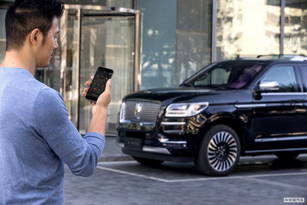 领航员 2020款 3.5T 总统系列 组图