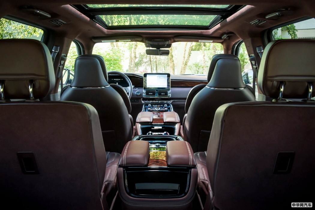 领航员 2020款 3.5T 总统系列 组图