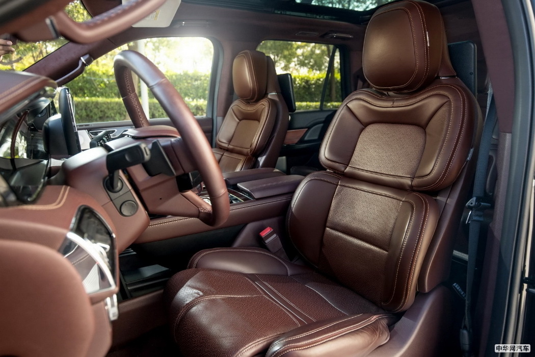 领航员 2020款 3.5T 总统系列 组图
